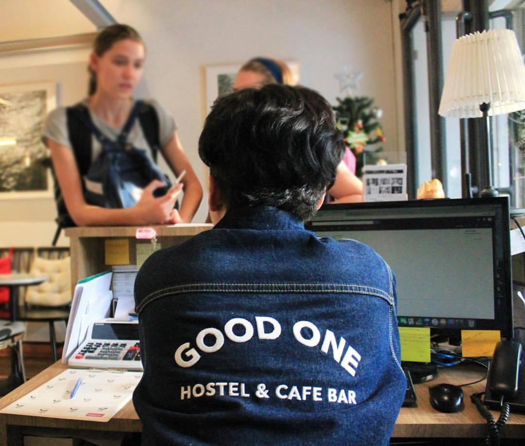 Good One Poshtel & Cafe Bar Vandrerhjem Bangkok Eksteriør bilde